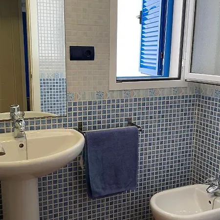 De 3 A 60 M De La Playa En La Isleta, Cabo De Gata Apartment *